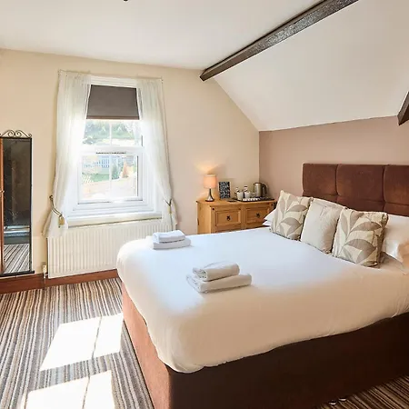 Rylstone Mere 4* Whitby