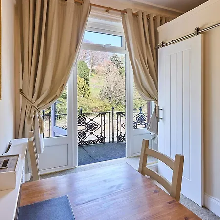 Rylstone Mere Penzion Whitby