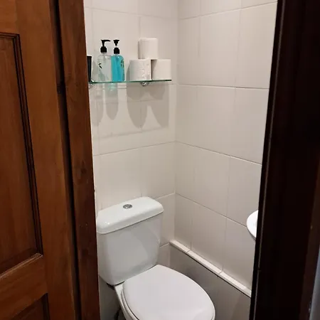 Guest house Rylstone Mere