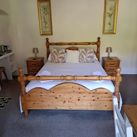 Rylstone Mere Guest house Whitby