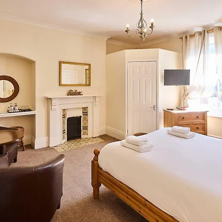 Rylstone Mere Guest house 3*